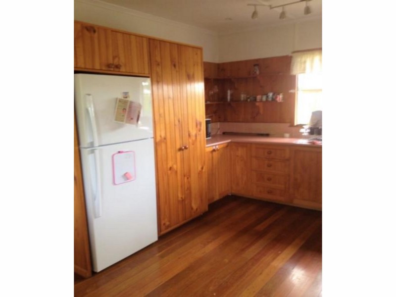 82 Burnett Street, Berserker QLD 4701